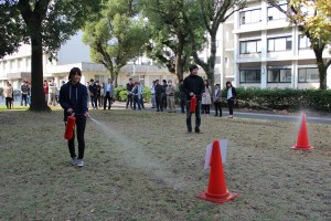 05 消火器実地訓練2